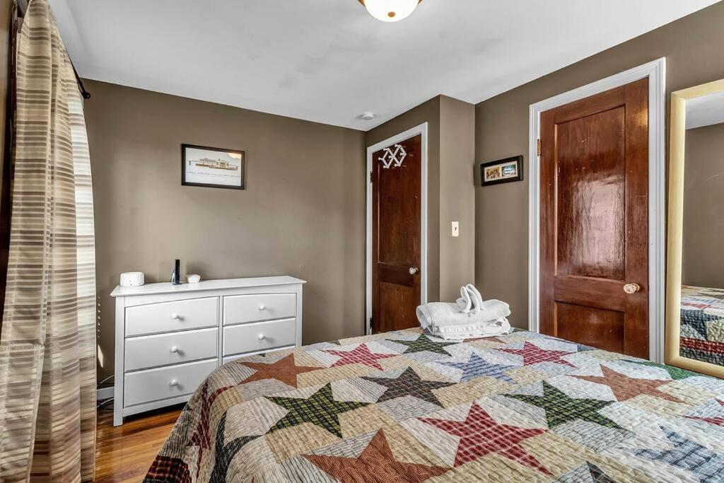 Gorgeous 2 Queen Bedroom Apartment In North Buffalo With 70 Inch Tv ภายนอก รูปภาพ