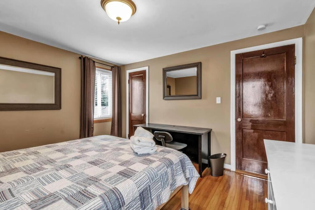 Gorgeous 2 Queen Bedroom Apartment In North Buffalo With 70 Inch Tv ภายนอก รูปภาพ